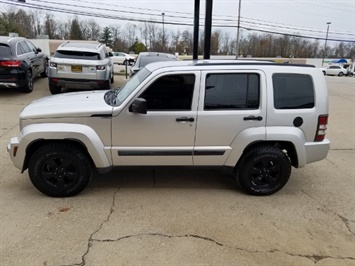 2009 Jeep Liberty Sport   - Photo 7 - Cincinnati, OH 45255