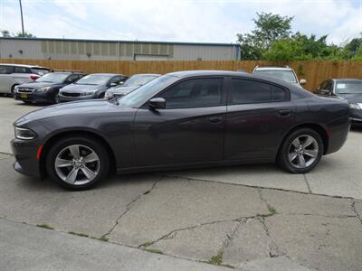 2018 Dodge Charger SXT Plus  3.6L V6 RWD - Photo 4 - Cincinnati, OH 45255