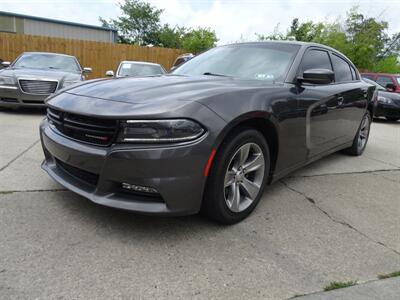 2018 Dodge Charger SXT Plus  3.6L V6 RWD - Photo 3 - Cincinnati, OH 45255