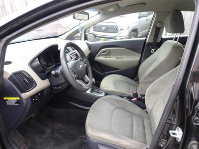 2015 Kia Rio 5-Door LX  1.6L I4 FWD - Photo 11 - Cincinnati, OH 45255