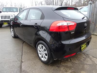 2015 Kia Rio 5-Door LX  1.6L I4 FWD - Photo 7 - Cincinnati, OH 45255