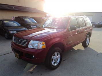 2005 Ford Explorer XLT   - Photo 3 - Cincinnati, OH 45255