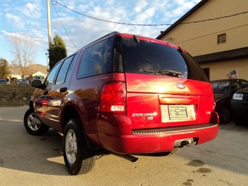 2005 Ford Explorer XLT   - Photo 13 - Cincinnati, OH 45255