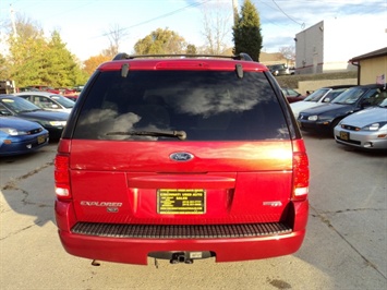 2005 Ford Explorer XLT   - Photo 5 - Cincinnati, OH 45255