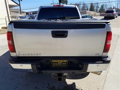 2011 Chevrolet Silverado 3500HD LTZ   - Photo 4 - Cincinnati, OH 45255