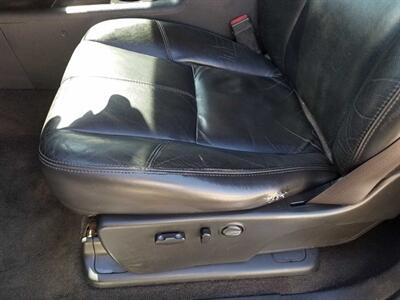 2011 Chevrolet Silverado 3500HD LTZ   - Photo 19 - Cincinnati, OH 45255