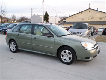 2005 Chevrolet Malibu Maxx LT   - Photo 1 - Cincinnati, OH 45255