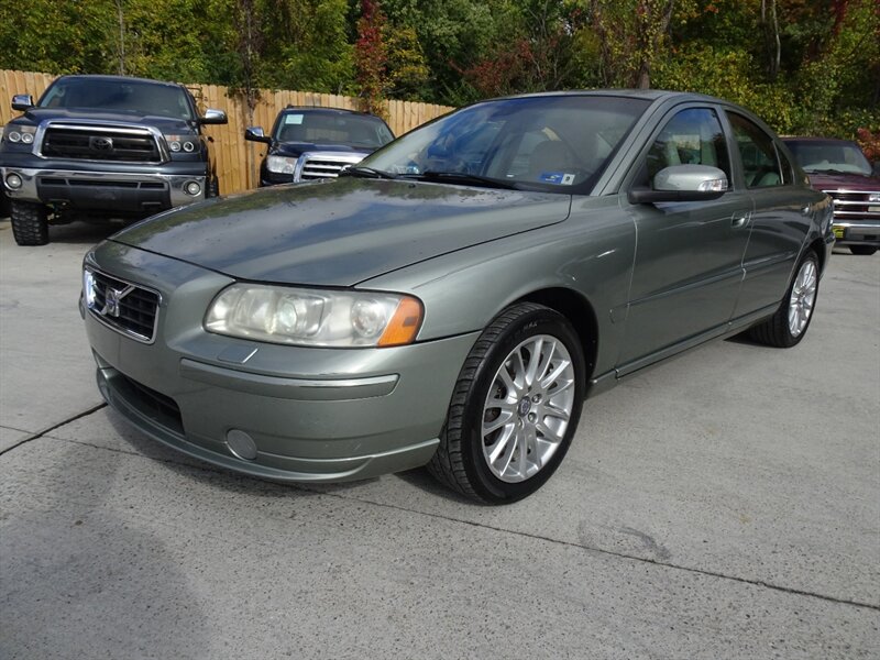 2007 Volvo S60 2.5L I5 Turbo FWD - Photo 3 - Cincinnati, OH 45255