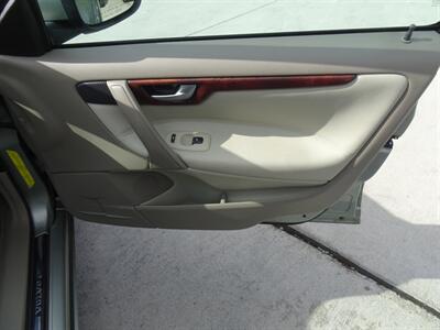 2007 Volvo S60 2.5L I5 Turbo FWD - Photo 22 - Cincinnati, OH 45255