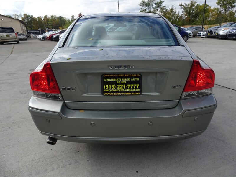 2007 Volvo S60 2.5L I5 Turbo FWD - Photo 7 - Cincinnati, OH 45255