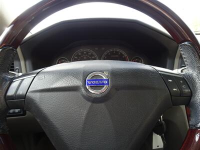 2007 Volvo S60 2.5L I5 Turbo FWD - Photo 17 - Cincinnati, OH 45255