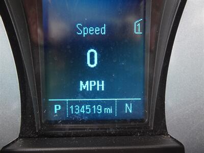 2012 Chevrolet Equinox LT  3.0L V6 AWD - Photo 18 - Cincinnati, OH 45255