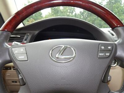 2010 Lexus LS 460   - Photo 18 - Cincinnati, OH 45255