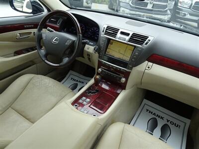 2010 Lexus LS 460   - Photo 9 - Cincinnati, OH 45255