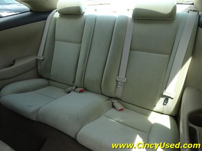 2006 Toyota Solara SE   - Photo 13 - Cincinnati, OH 45255