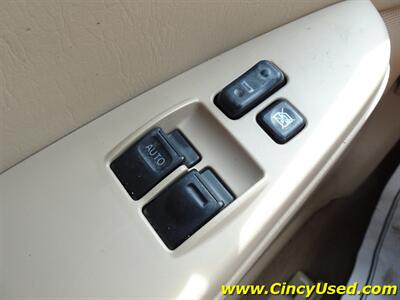 2006 Toyota Solara SE   - Photo 23 - Cincinnati, OH 45255