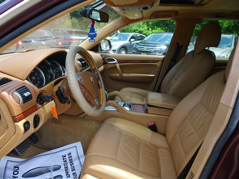 2004 Porsche Cayenne Turbo - Photo 13 - Cincinnati, OH 45255