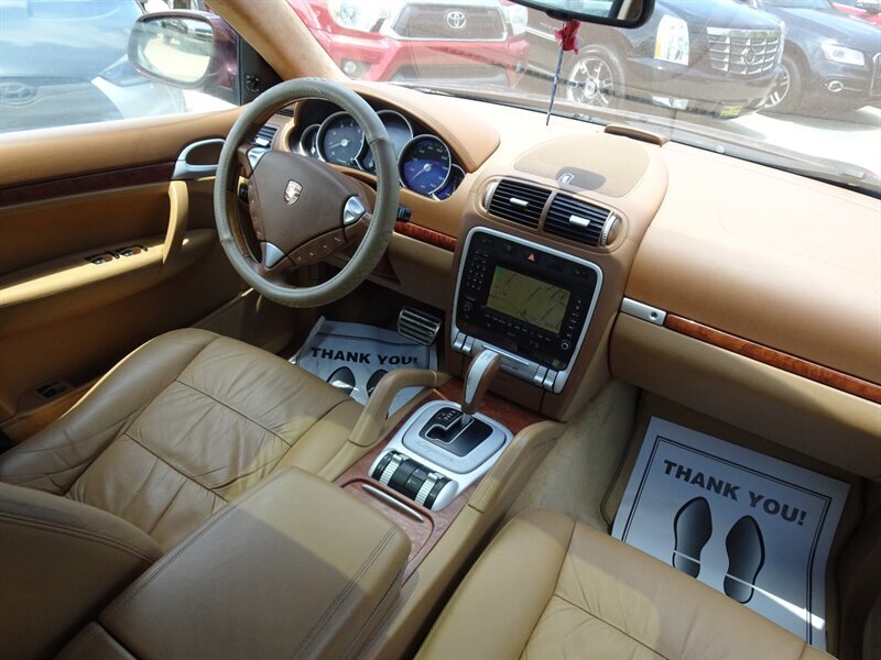 2004 Porsche Cayenne Turbo - Photo 9 - Cincinnati, OH 45255