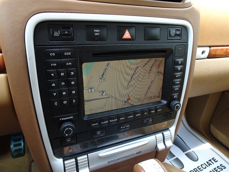 2004 Porsche Cayenne Turbo - Photo 19 - Cincinnati, OH 45255