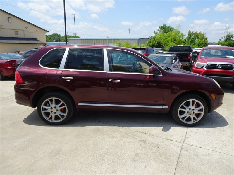 2004 Porsche Cayenne Turbo - Photo 3 - Cincinnati, OH 45255