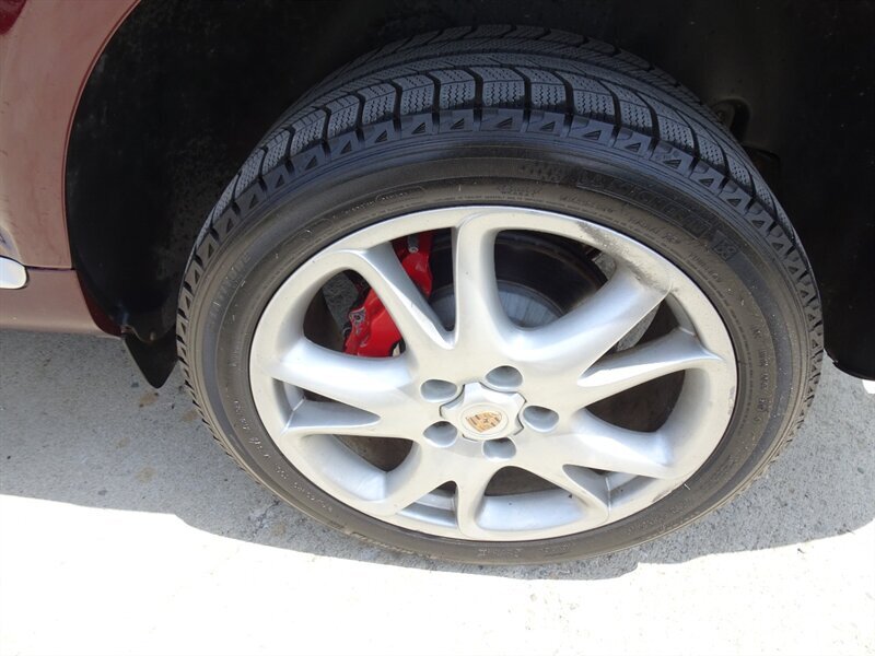 2004 Porsche Cayenne Turbo - Photo 26 - Cincinnati, OH 45255