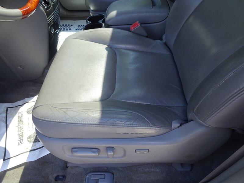 2009 Toyota Sienna XLE 3.5L V6 FWD - Photo 28 - Cincinnati, OH 45255