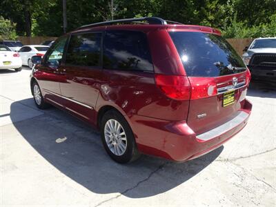 2009 Toyota Sienna XLE  3.5L V6 FWD - Photo 8 - Cincinnati, OH 45255