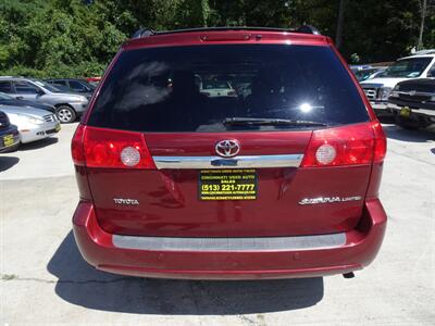 2009 Toyota Sienna XLE  3.5L V6 FWD - Photo 7 - Cincinnati, OH 45255