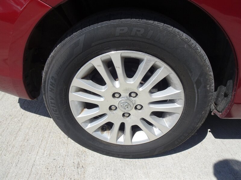 2009 Toyota Sienna XLE 3.5L V6 FWD - Photo 30 - Cincinnati, OH 45255