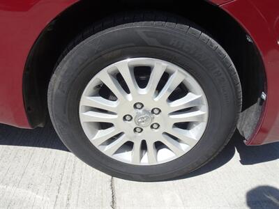 2009 Toyota Sienna XLE  3.5L V6 FWD - Photo 33 - Cincinnati, OH 45255