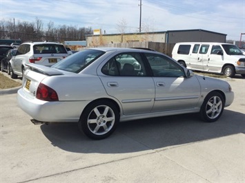 2006 Nissan Sentra SE-R   - Photo 6 - Cincinnati, OH 45255