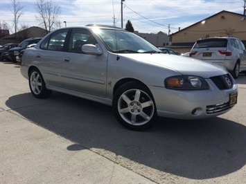 2006 Nissan Sentra SE-R   - Photo 10 - Cincinnati, OH 45255