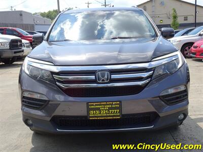 2017 Honda Pilot Touring   - Photo 2 - Cincinnati, OH 45255