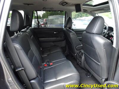 2017 Honda Pilot Touring   - Photo 15 - Cincinnati, OH 45255