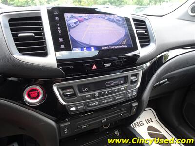 2017 Honda Pilot Touring   - Photo 20 - Cincinnati, OH 45255