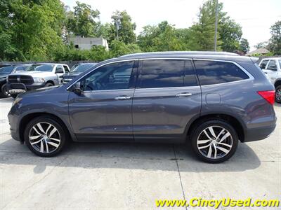 2017 Honda Pilot Touring   - Photo 7 - Cincinnati, OH 45255