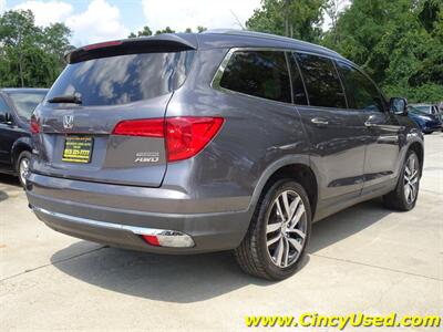 2017 Honda Pilot Touring   - Photo 8 - Cincinnati, OH 45255