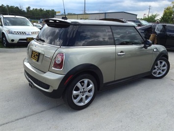 2008 MINI Cooper S   - Photo 13 - Cincinnati, OH 45255