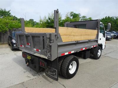 1997 Isuzu NPR   - Photo 6 - Cincinnati, OH 45255