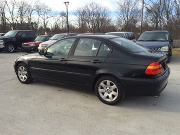 2003 BMW 3 Series 325xi   - Photo 4 - Cincinnati, OH 45255