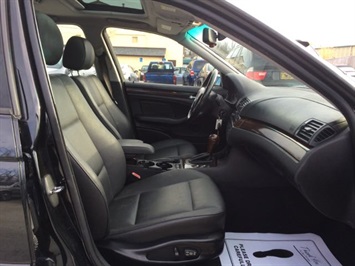 2003 BMW 3 Series 325xi   - Photo 8 - Cincinnati, OH 45255