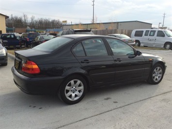 2003 BMW 3 Series 325xi   - Photo 6 - Cincinnati, OH 45255