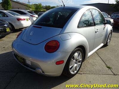 2003 Volkswagen Beetle Turbo S  1.8L I4 Manual FWD - Photo 6 - Cincinnati, OH 45255