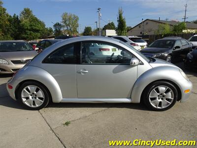 2003 Volkswagen Beetle Turbo S  1.8L I4 Manual FWD - Photo 4 - Cincinnati, OH 45255