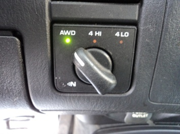 2002 Dodge Durango R/T Sport 5.9L   - Photo 18 - Cincinnati, OH 45255