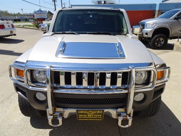 2007 Hummer H3 Luxury   - Photo 2 - Cincinnati, OH 45255