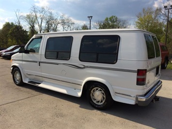 2000 FORD E150 ECONOLINE   - Photo 4 - Cincinnati, OH 45255