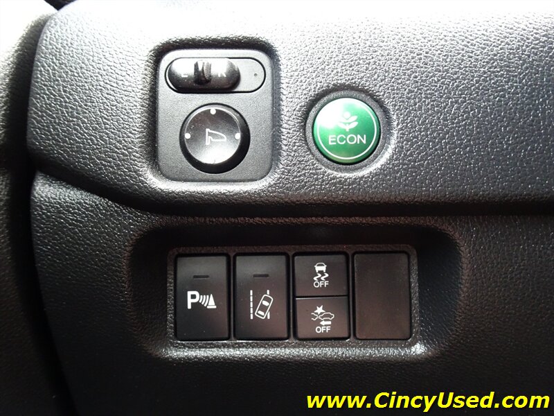 2016 Honda Pilot Touring - Photo 26 - Cincinnati, OH 45255