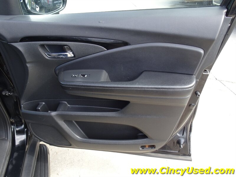 2016 Honda Pilot Touring - Photo 32 - Cincinnati, OH 45255