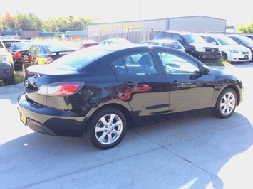 2010 Mazda MAZDA3 i Sport   - Photo 6 - Cincinnati, OH 45255